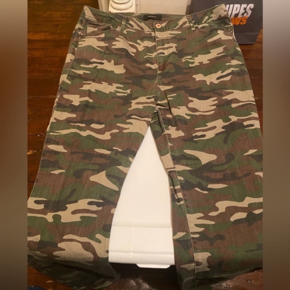 Forever 21 Camo Jeans